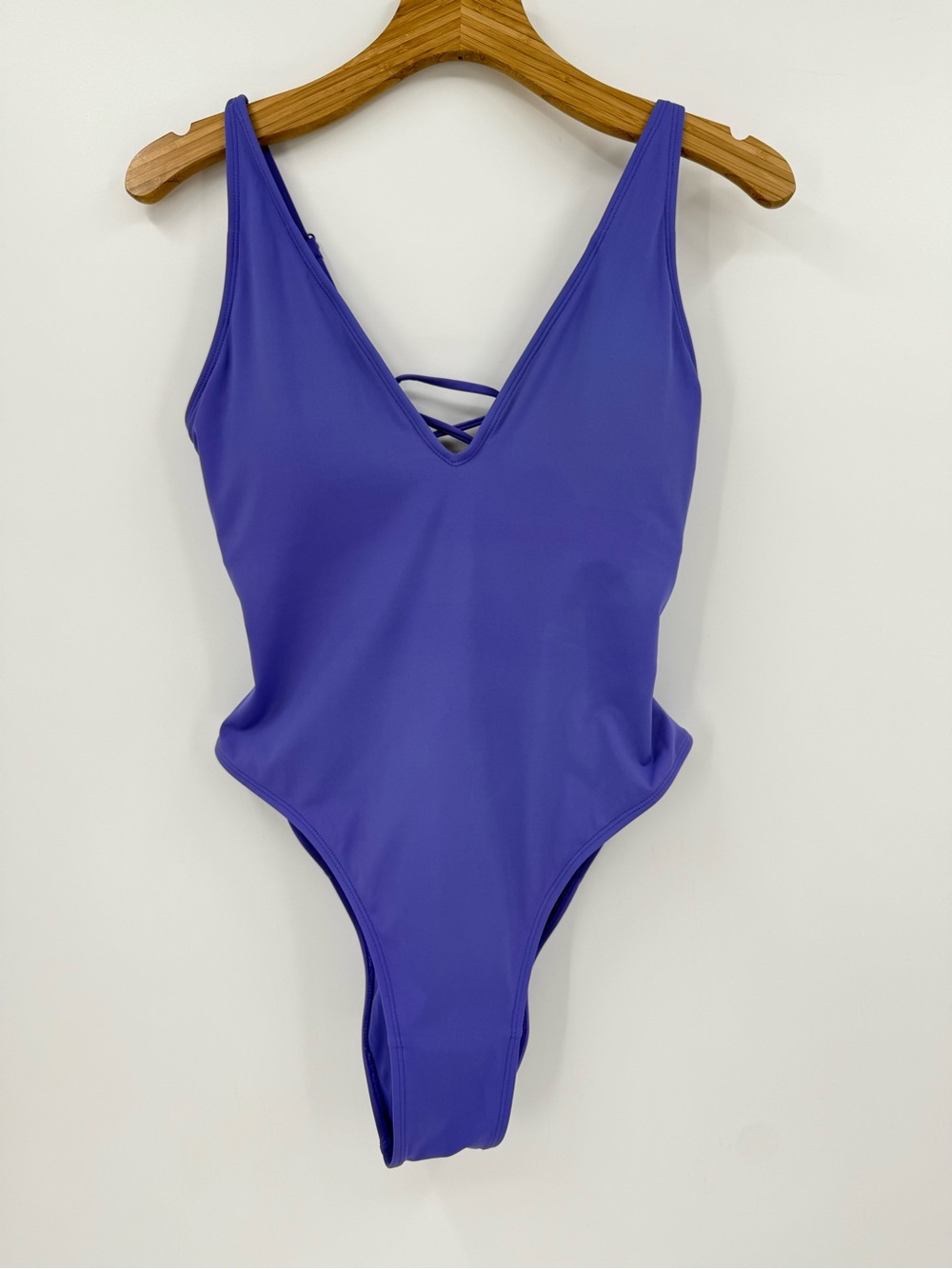 Ta3 Hi-Cut Plungey One Piece Swimsuit in Purple Size Large Short 2.0